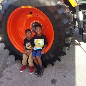 Meet your Posher, Kaydian